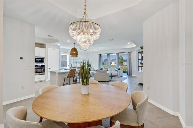 Building Photo - 17617 Santorini Ct