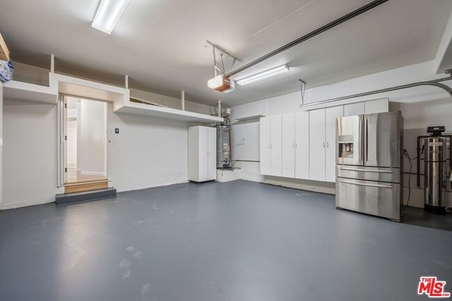 Building Photo - 1708 Clear View Dr