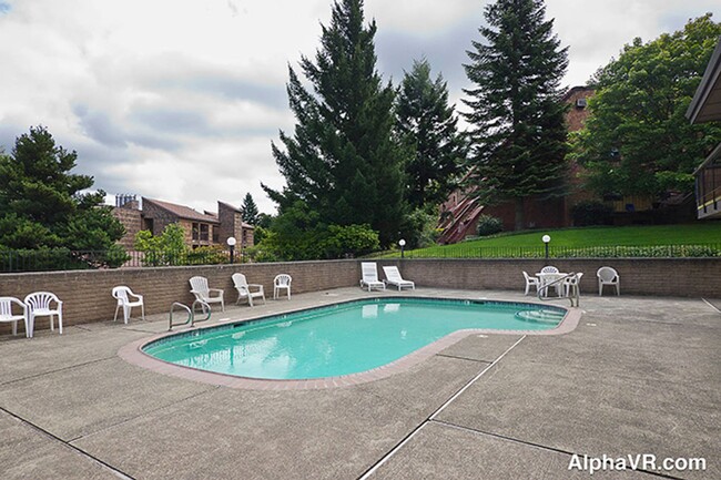 Building Photo - Lovely 2 Bedroom/1.5 Bath Mt Park Condo w/...