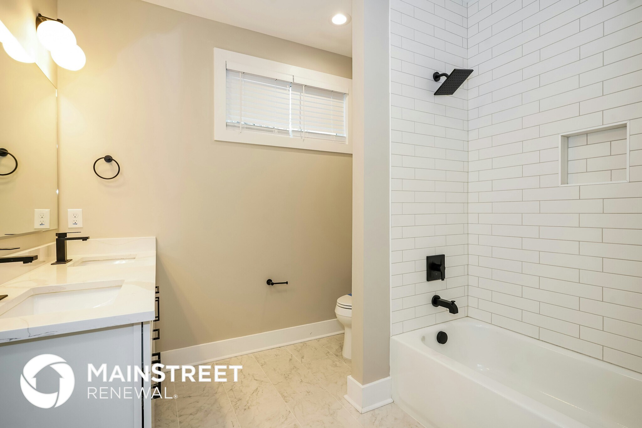 Building Photo - 2142 Oakland St