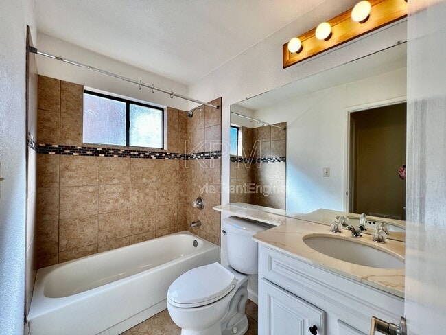 Building Photo - 4517 Da Vinci Dr