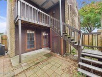 Building Photo - 108 Shekel Dr