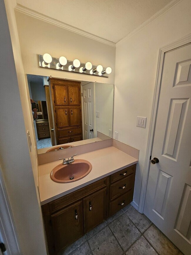 Building Photo - 8857 LA-111