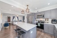 Building Photo - 5076 Matilda St