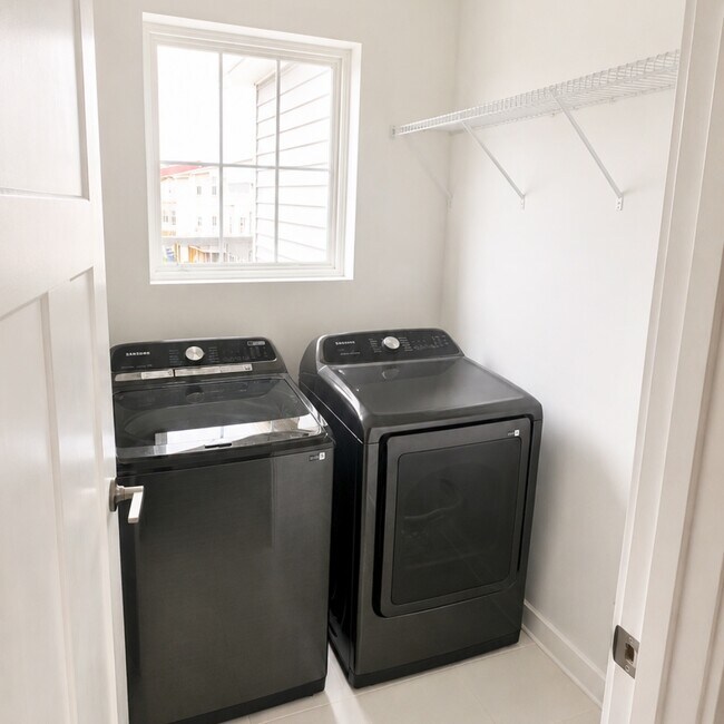 Building Photo - 1206 Marsalis Pl