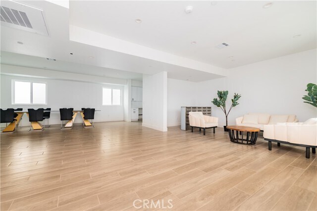 Building Photo - 1596 W 36th St