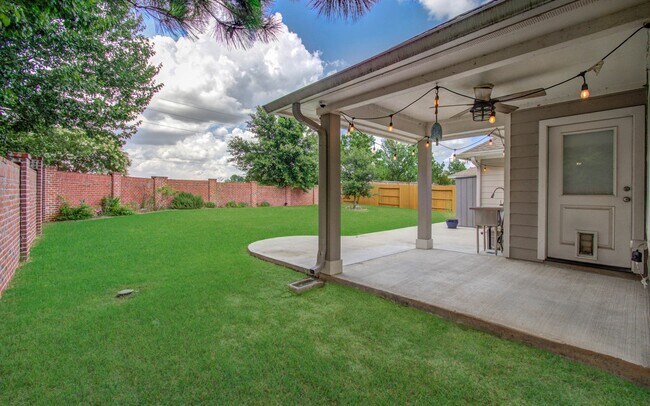 Building Photo - 2524 Hagerman Ct