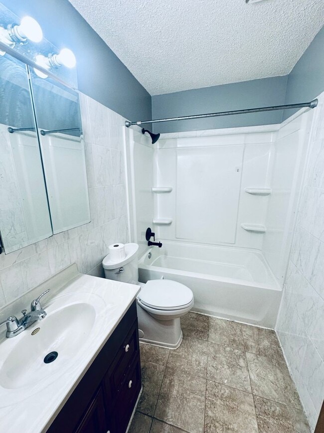 Building Photo - Gorgeous Single Family Home w/ Sundeck and Large Yard!