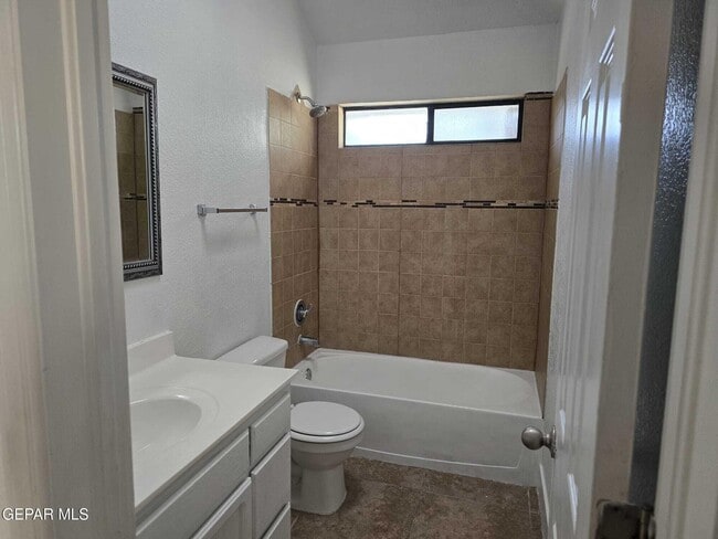 Building Photo - 11757 Royal Terrace Ln