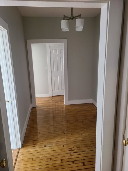 Building Photo - 12 Farrington Ave