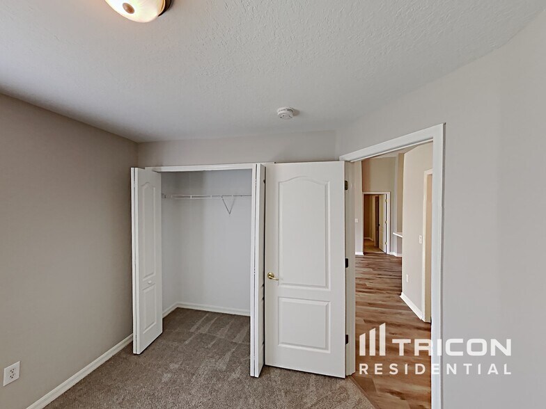 Building Photo - 11242 Lake Lanier Dr