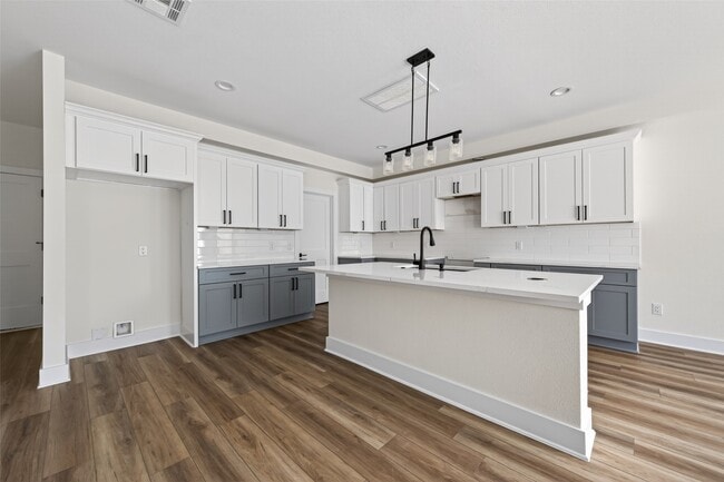 Building Photo - 12307 New Jordan Ln