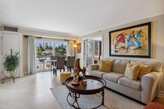 Building Photo - 3301 S Ocean Blvd