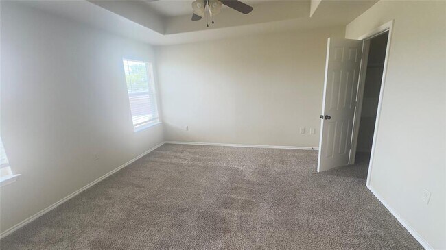 Building Photo - 366 Joanne Lp