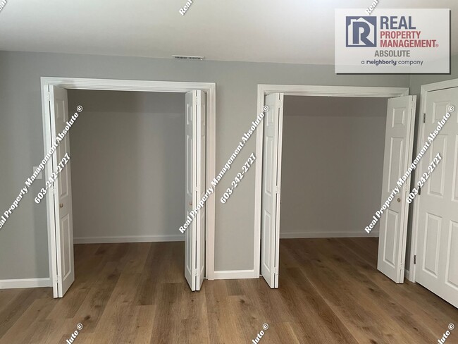 Building Photo - Beautiful 4 Bedroom Condo
