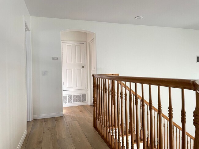 Building Photo - 1780 Blackbird Cir
