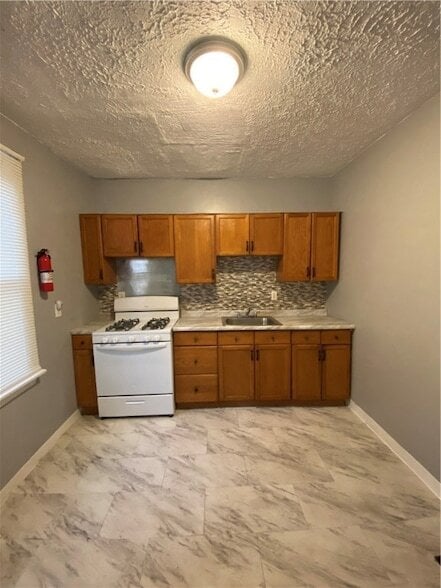 Building Photo - 213 Copeland St