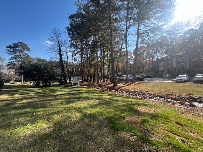 Building Photo - Newly Remodeled 2BD, 1.5BA Raleigh Condo in a Prime Location Near NC State University and Downtow...