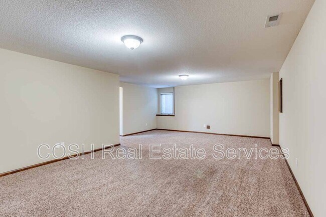 Building Photo - 406 N Colorado Ave