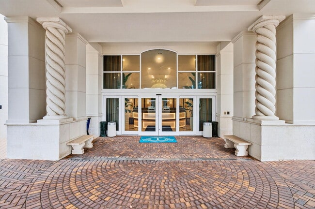 Building Photo - 3700 S Ocean Blvd