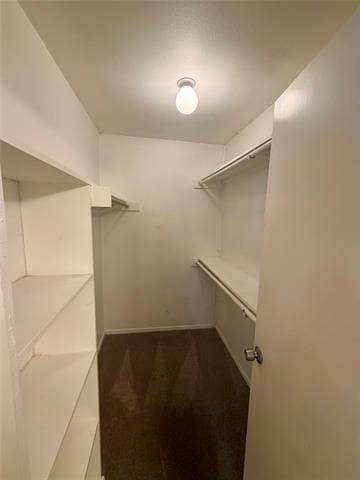 Building Photo - 106 N W Pk Dr