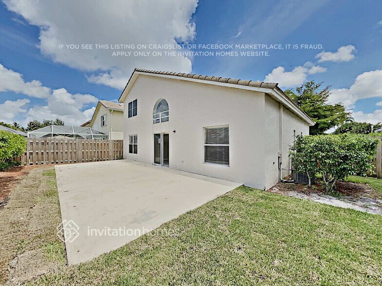 Building Photo - 10515 Plainview Cir