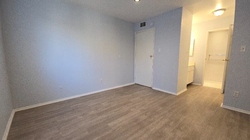 Building Photo - 712 Porter St