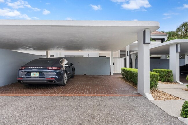 Building Photo - 2435 Presidential Way