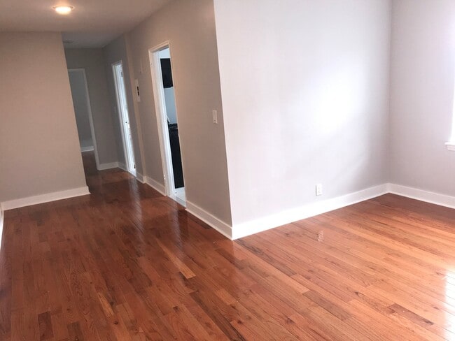 Building Photo - 1104 Palisade Ave