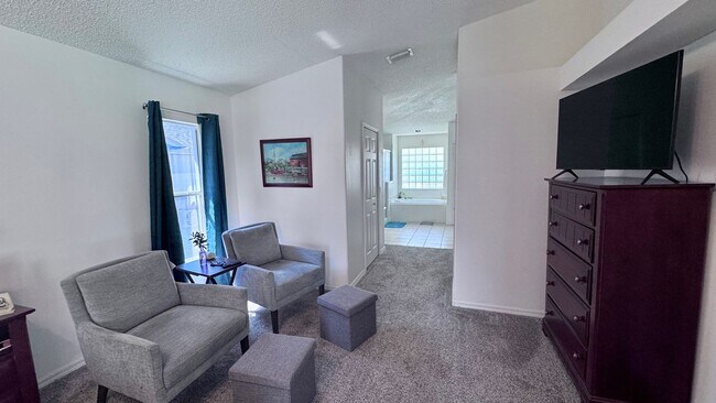 Building Photo - Gated Single Family Home For Rent in West Melbourne