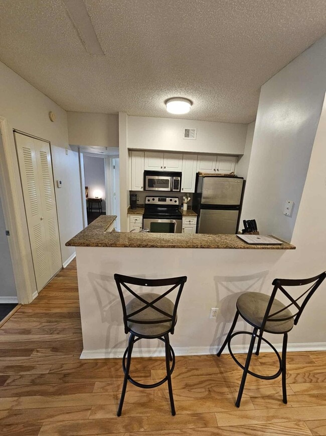 Building Photo - 2302 Tuscany Way