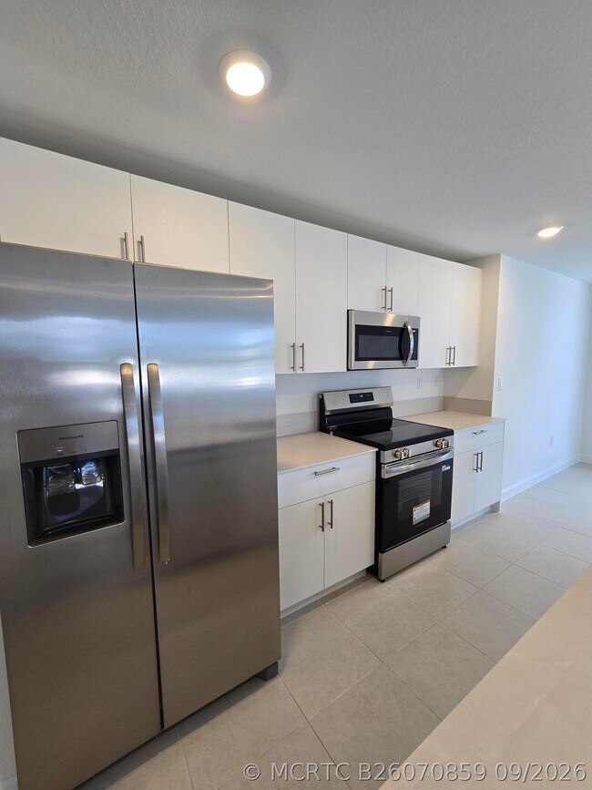Building Photo - 15671 SW 280th St