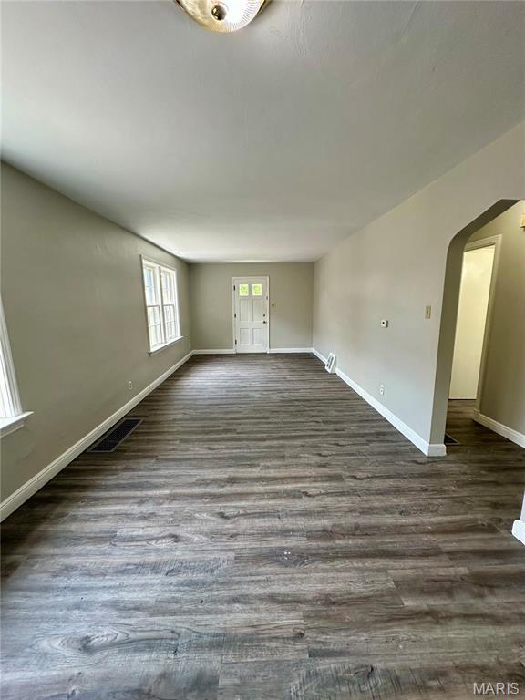 Building Photo - 1422 Tamerton Ave