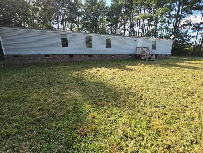 Building Photo - 325 Garner Rd