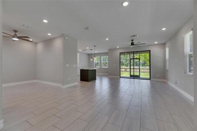 Building Photo - 4899 Isola Ct