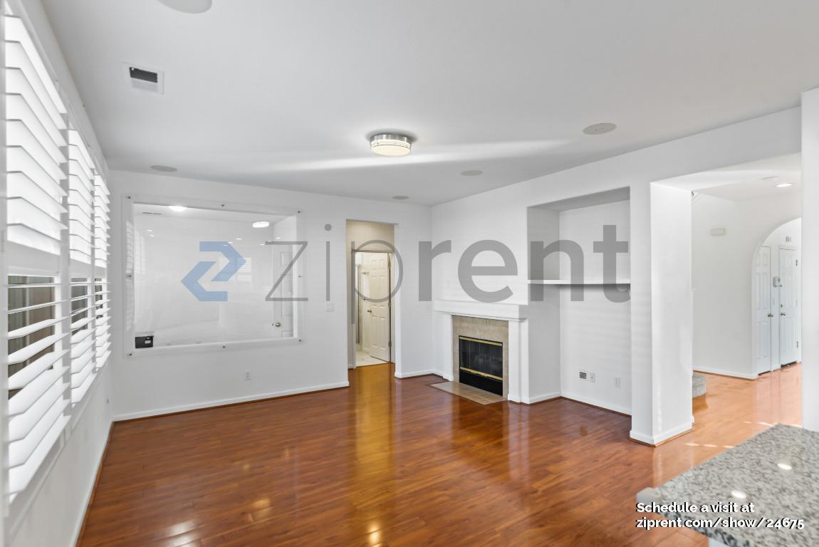 Building Photo - 2883 Seadrift Cir