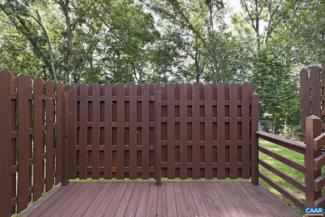 Building Photo - 930 Claudius Ct