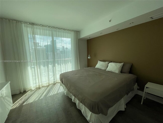 Building Photo - 244 Biscayne Blvd