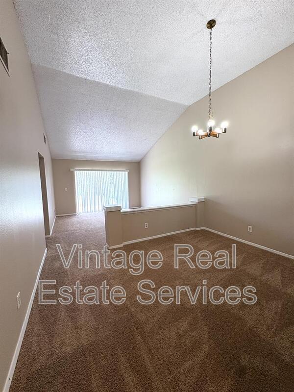 Building Photo - 3319 Fox Lake Dr