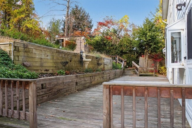 Building Photo - 80 Pines Bridge Rd