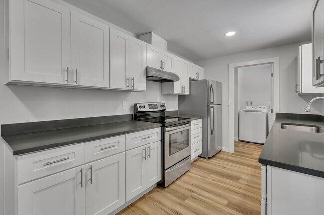 Building Photo - 1103 Galloway St