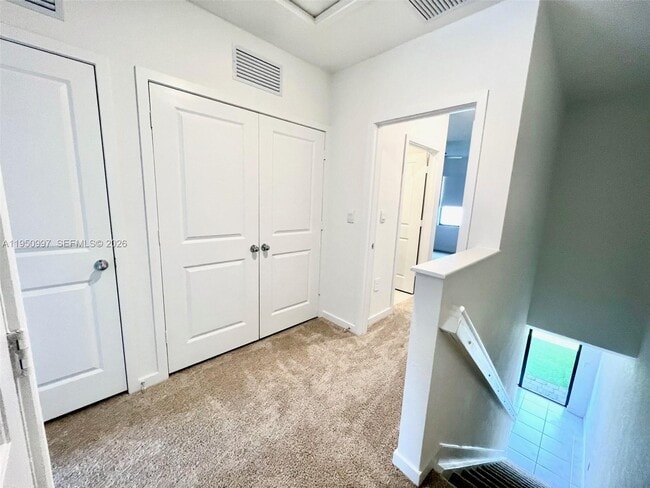 Building Photo - 429 NE 12th St