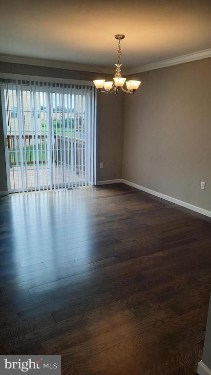 Building Photo - 806 Admiral's Quay Dr