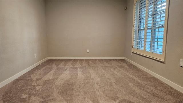 Building Photo - 5660 Conlin Dr