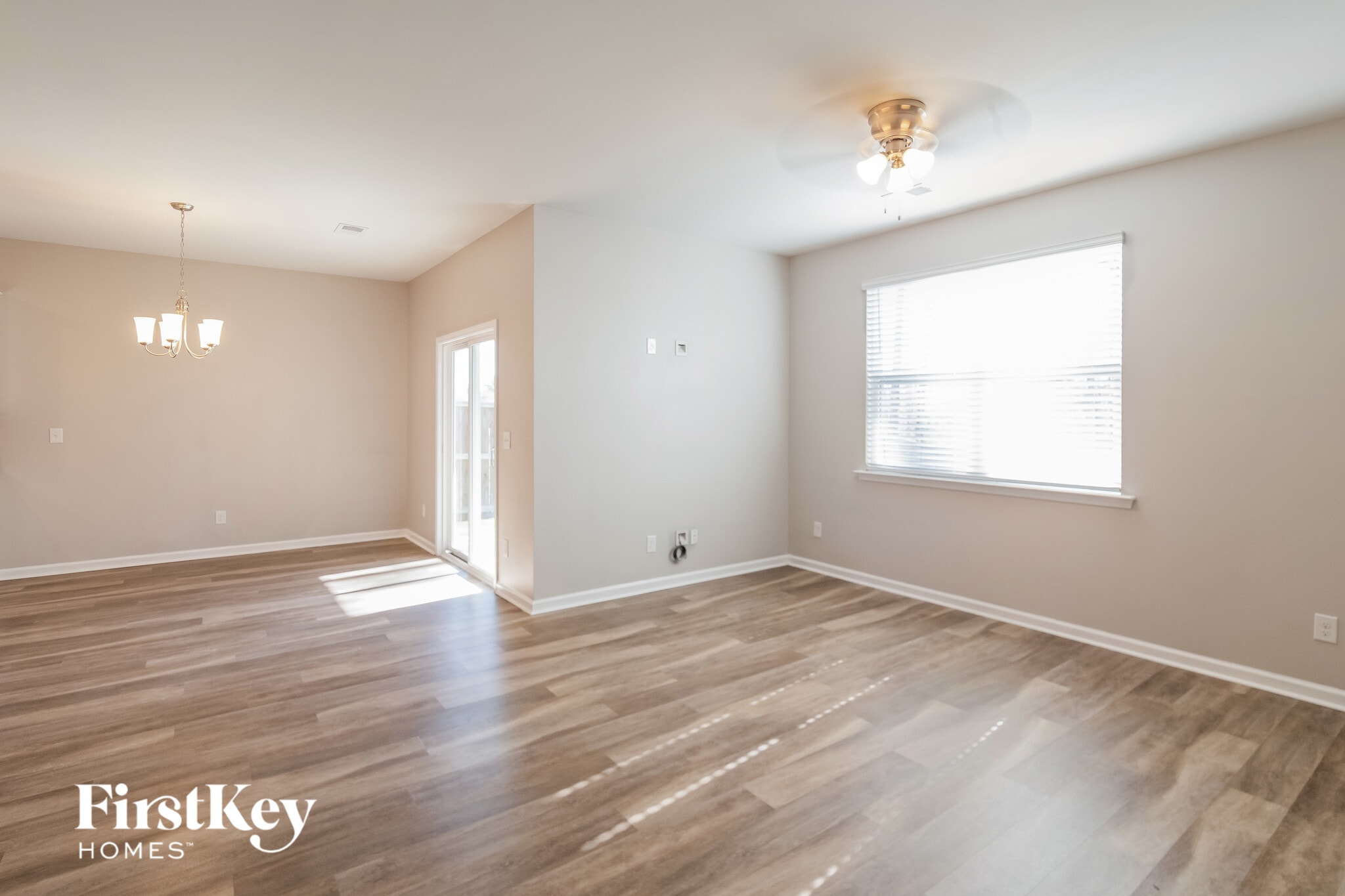 Building Photo - 590 Wayton Cir