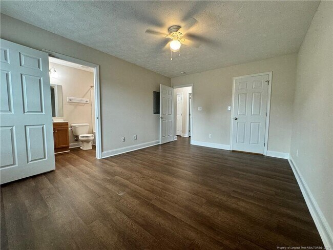 Building Photo - 312 E Jenkins St