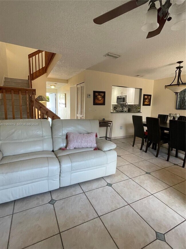 Building Photo - 1422 Amanda St