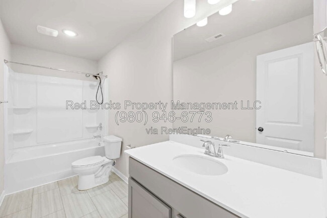 Building Photo - 7113 Stoney Wood Ln