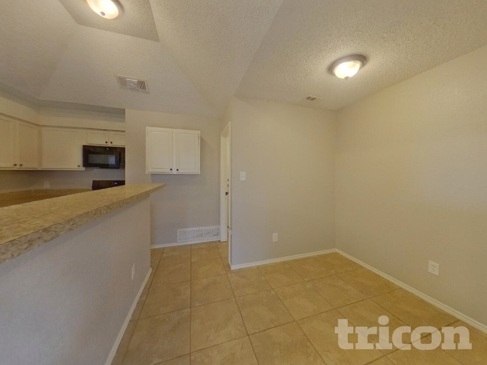 Building Photo - 6621 Brookhaven Trail