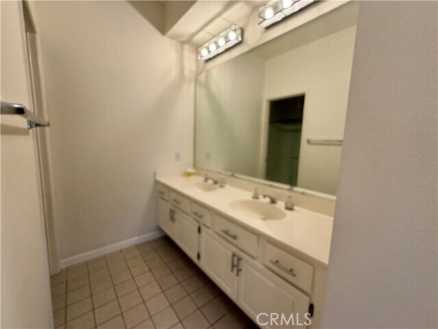 Building Photo - 28127 Via Luis